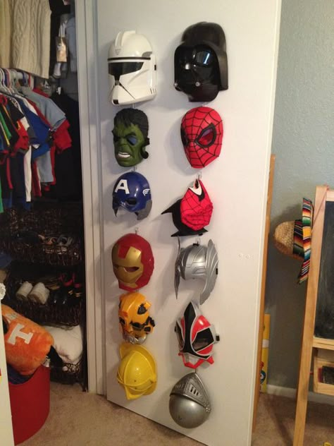 Hang up a coat rack for all the kids super hero costumes and put a decal saying “Hero Up” above it along with posters. Decorate wood letters with super hero paintings! So cool…you can also have customized superhero wall letters made! Hang up a wooden coat rack shelf for the costumes and out action figures … Kids Super Hero, Super Hero Room, Kitchen Dollhouse, Crafty Morning, Superhero Bedroom, Superhero Wall, Boys Playroom, Superhero Room, Boys Room Ideas