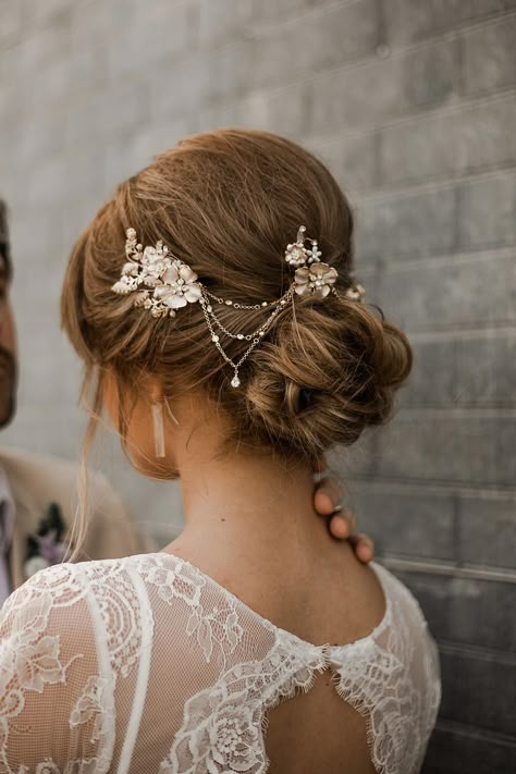 modern Grecian bridal hairpiece with updo Wedding Hair Drape, Bridal Hairpiece Updo, Boho Bridal Hair Accessories, Bridal Hair Accessories Updo, Modern Bridal Hair Accessories, Unique Bridal Hair Accessories, Diy Wedding Headpiece, Vintage Wedding Hair Pieces, Unique Bridal Accessories