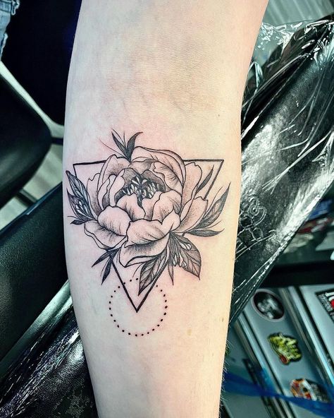 Peony Heart Tattoo, Abstract Peony Tattoo, Boy Mom Tattoo, Jenny Taylor, Horse Shoe Tattoo, Tulip Tattoo, Jewel Tattoo, Peony Tattoo, Mom Tattoo