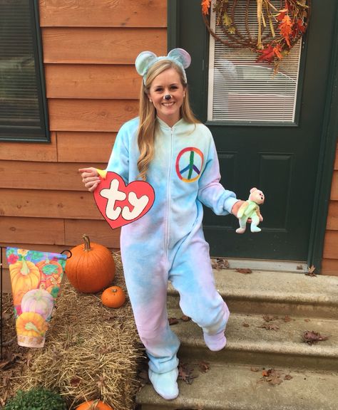 Peace bear beanie baby Halloween costume. #diy #halloweencostumes #beaniebaby #halloween Ty Beanie Baby Costume Halloween Adult, Ty Costume Diy, Ty Teddy Bear Costume, Diy Beanie Baby Costume, Teddy Bear Costume Diy, Beanie Baby Costume Adult, Beanie Baby Halloween Costume, Beanie Baby Costume, Halloweekend Costumes