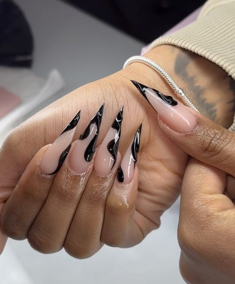 Stelito Nails Designs Long, Cat Women Nails, Pretty Stiletto Nails, Cat Woman Nails, Stiletto Nails Designs Unique, Boss Nails, 19th Bday, Acrylic Nails Stiletto, Stilleto Nails Designs