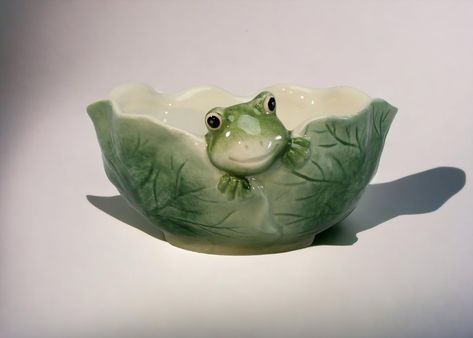 PRICES MAY VARY. Great Ceramic Craftsmanship Made with Hand Painted details & Food Safe This product is perfect for functional use or decorative display. Multifunctional- Candy Bowl, Small Pot Holder, Decorative Bowl, Sugar Bowl, etc. Ceramic Pinch Pots, Small Frog, Baby Frog, Ceramic Frogs, Clay Bowl, Fine Ceramic, Candy Bowl, Yarn Bowl, Ceramics Ideas Pottery