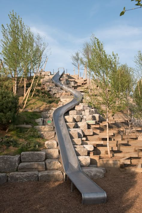 These cool playground slides will open with The Hills on Governor's Island Backyard Slide, Cool Playgrounds, Governors Island, Playground Slide, Splash Park, Diy Playground, Nyc Park, Garden Steps, Natural Playground