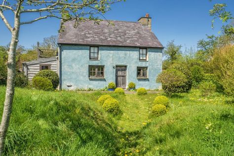 Ty Glas - Sawday's Welsh Cottage, Wales Holiday, Small Cottages, Charming Cottage, Self Catering Cottages, West Wales, Vernacular Architecture, Paris Pictures, Dream Cottage