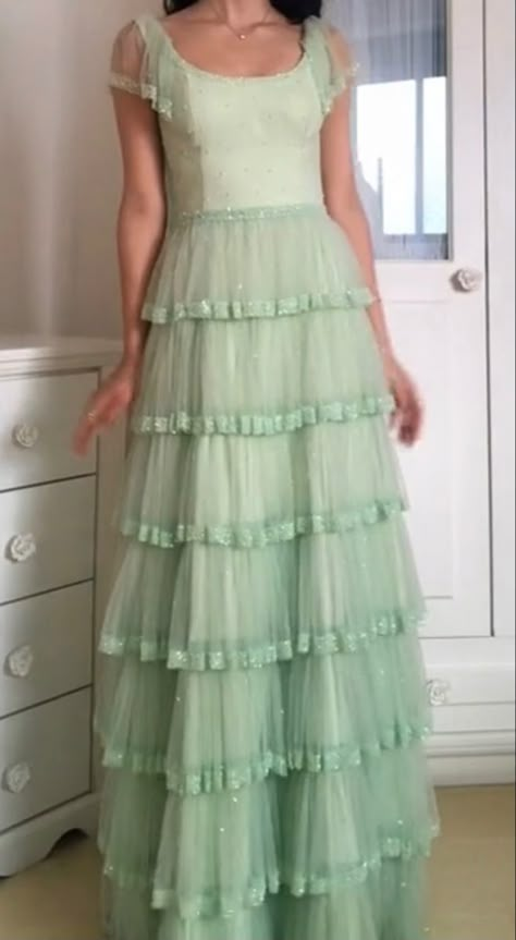 Long Green Prom Dress, Green Prom Dress Long, Green Prom, Green Tulle, Prom Dresses Modest, Green Prom Dress, Grad Dresses, Hoco Dresses, Long Prom Dress