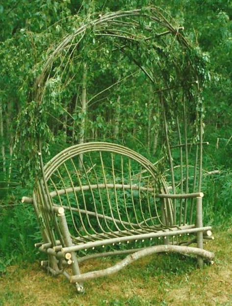 Pinner wrote "Twigs are an amazing material to work with; this twig arbor chair was something that I built while in Dawson Creek, B.C. where the summers are short, but the hours of daylight trigger a huge growth spurt in the native willows; they reached over 10' in just a few short months.  What a treat to work with!" Twig Arbor, Takken Decor, Arbour Seat, Garden Diy Furniture, Willow Furniture, Twig Crafts, Twig Furniture, Jeremiah Fisher, Amazing Woodworking