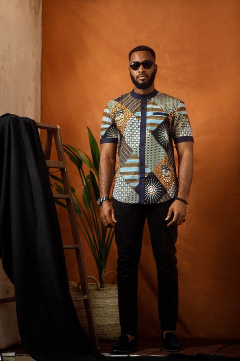 African Men Fashion Shirts, Ankara Shirts For Men, Dashiki For Men, African Print Shirt, Nigerian Men Fashion, African Wear Styles For Men, Latest African Men Fashion, African Attire For Men, African Dresses Men