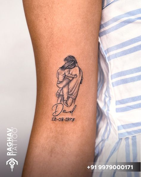 Tattoo For Daddy Girl, Father Dauthers Tattoo, Dads Tattoo For Daughter, Late Father Tattoo, Dad Inspired Tattoos, Baby Girl Tattoo Ideas For Dad, Father Tattoos For Daughters, Tattoo Ideas For Father And Daughter, Dad And Daughters Tattoo