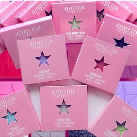 150# JEFFREE STAR ⭐️ EYESHADOW VARIOUS SHADES Star Eyeshadow, Jeffree Star Eyeshadow, Angels Beauty, Jeffree Star, Shades, Stars, Jewelry Watches, Plus Fashion, Outfit Inspo