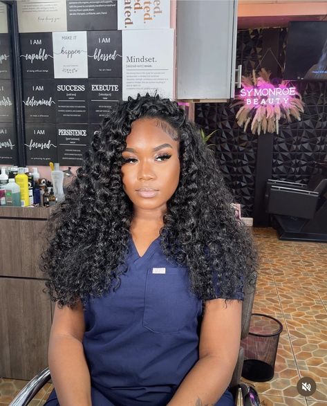 Nurse Outfit, Biracial Hair, Vacation Hairstyles, Curling Hair With Wand, Quick Weave Hairstyles, Hair Techniques, Blowout Hair, Pretty Braided Hairstyles, Natural Hair Styles Easy