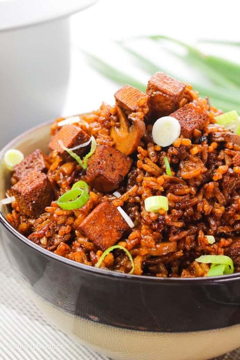 This Tofu Adobo Rice is an easy Filipino side dish recipe that is made with tofu, mushrooms, adobo sauce mix and brown rice. It's a savory, tangy, sweet and vegan-friendly dish that everyone will love! Adobo With Rice, Tofu Adobo, Adobo Rice, What Is Tofu, Vegetarian Sauces, Vegetarian Oyster Sauce, Great Vegan Recipes, Vegan Asian Recipes, Vegan Asian