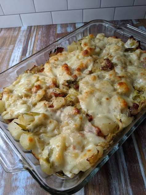 Kapusta Casserole – Polish Cabbage, Potato, and Bacon Bake for #BakingBloggers Kapusta Recipe, Easy Polish Recipes, Polish Cabbage, Potatoes And Bacon, Cabbage Potatoes, Cabbage Dishes, Cabbage Casserole Recipes, Polish Dishes, Cabbage And Potatoes