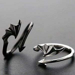 Angel Wing Ring, Halloween Fest, Flying Dragon, Dragon Ring, Silver Dragon, Matching Rings, Men's Jewelry Rings, Fete Halloween, Unisex Jewelry