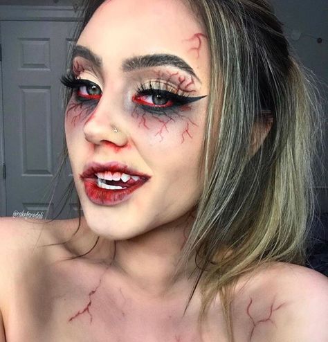 Halloween Makeup Zombie, Halloween Zombie Makeup, Zombie Halloween Makeup, Makeup Zombie, Halloweenský Makeup, Party Make-up, Vampire Makeup, Halloween Makeup Scary, Halloween Zombie