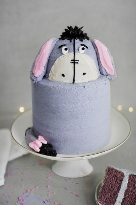 Eyore Cake, Eeyore Cake, Cake And Sweets, Beach Ball Cake, Purple Food Coloring, Black Food Coloring, Baking Journal, Jungle Cake, Boy Cake