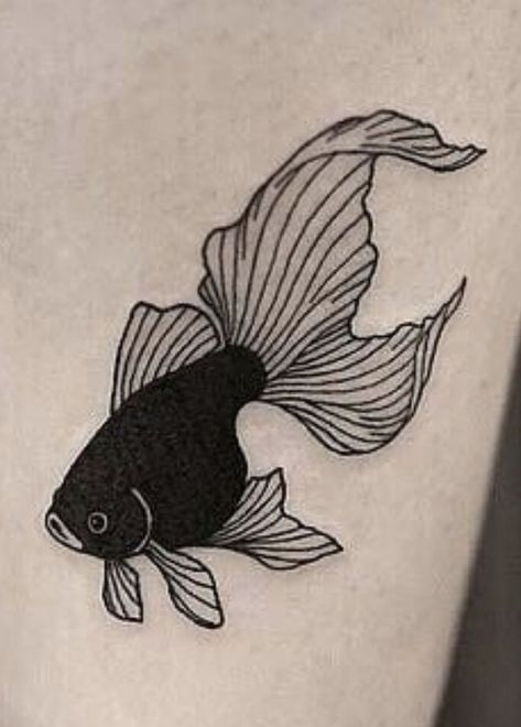 Womans Tattoo, 43 Tattoo, Tattoo Design For Men, Goldfish Tattoo, Black Line Tattoo, Peace Tattoos, Tattoo Design For Hand, Stomach Tattoo, African Tattoo