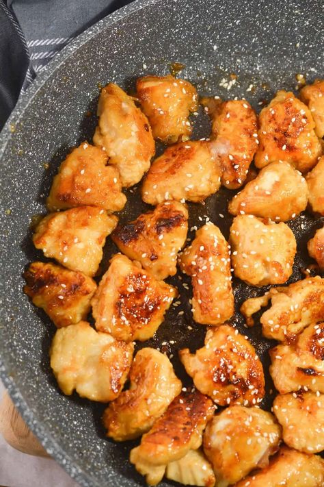 Honey Sesame Chicken Old Bay Chicken Breast, Honey Butter Old Bay Shrimp, Old Bay Chicken, Honey Sesame Chicken Recipe, Honey Garlic Meatballs, Old Bay Shrimp, Garlic Meatballs, Honey Shrimp, Apple Cider Vinegar Chicken