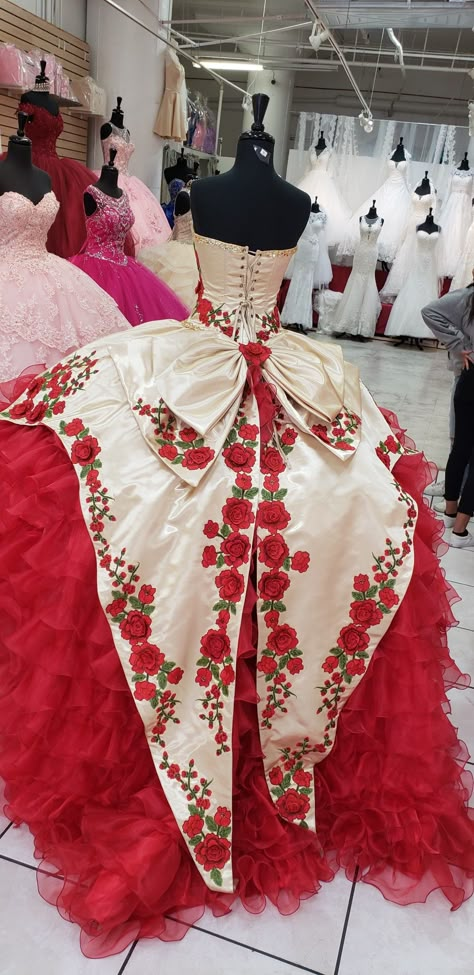 Mariachi Dress Quinceanera, White Red Quinceanera Dress, Red Roses Quinceanera Dresses, Red Rose Theme Quinceanera Dress, Charro Theme Quinceanera Dress, Quince Dresses Ranchera, Rancho Quinceanera Dresses, Quince Dresses Red And White, Mexican Dresses Traditional Quince