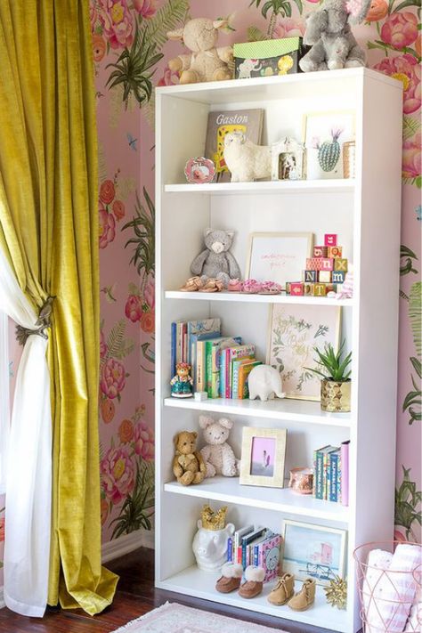 Let's look at nursery bookshelf ideas and how to up your game when styling nursery shelves. Plus find the best nursery bookshelves. Diy Bookshelf Kids, Baby Nursery Wallpaper, Kids Room Shelves, Floral Wallpaper Nursery, Nursery Bookshelf, Yellow Curtains, Nursery Shelves, Bookshelves Kids, Bookshelves Diy