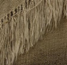 Doing this for curtains in our kitchen area! Burlap Art, Headboard Curtains, Homemade Curtains, Roman Curtains, French Curtains, Burlap Ideas, Burlap Projects, Fringe Fabric, Burlap Decor