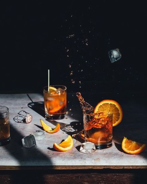 Elisa De Cecchi on Instagram: "Spritz in motion 🧡 ⠀⠀⠀⠀⠀⠀⠀⠀⠀ Another shot from the spritz party, another splash! Not as majestic as the previous one but I just love all those tiny shimmering droplets, hope you like them too 🙌🏾 ⠀⠀⠀⠀⠀⠀⠀⠀⠀ I wasn’t planning to post this shot today but how could I not join the #LRLDrinksinmotion challenge “drinks in motion” part of the amazing Master the Art of Food Photography Summit?? hosted by @littlerustedladle with @bhphoto and @tethertools Also @charlotteomn In Motion Photography, Spritz Party, Motion Photography, Splash Photography, Moody Photography, Aperol Spritz, Photographing Food, Still Life Photography, Food Styling