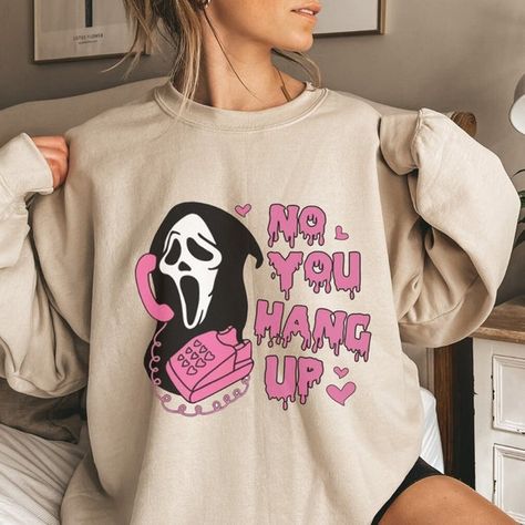 Scream Shirt, Horror Scream, Funny Horror, Hung Up, Stevie Nicks, Halloween Sweatshirt, Valentines Shirt, Unique Products, Mean Girls