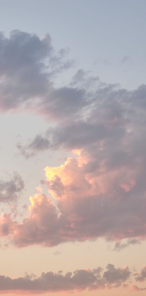 Pink Sunny Aesthetic, Aesthetic Sunshine Wallpaper, Sunrise Clouds Aesthetic, Cloudy Sunset Sky, Light Pink Summer Aesthetic, Sunny Wallpers Aesthetic, Soft Pink And Yellow Aesthetic, Dreamy Sky Aesthetic, Sunshine Person Aesthetic