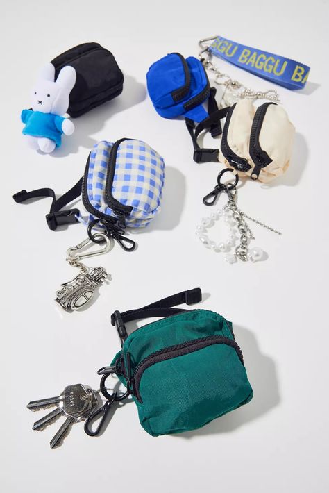 Baggu Accessories, Baggu Fanny Pack, Baggu Water Bottle Sling, Baggu Mini Shoulder Bag, Baggu Horizontal Duck Bag, Stocking Stuffer Ideas For Men, Baggu Sport Crossbody Bag, Leather Pocket Belt, Fanny Pack Style