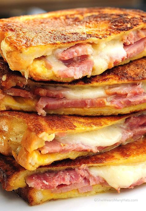 Pie Iron Recipes, Pie Iron, Monte Cristo Sandwich, Grilled Cheese Sandwiches, Ham And Cheese Sandwich, Monte Cristo, Leftover Ham, God Mat, Ham Recipes