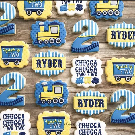 Train Royal Icing Cookies, Chugga Chugga Two Two Cookies, Train Cookies Decorated, Train Birthday Cookies, Train Cookies, Royal Cookies, Cookie Corner, Fancy Cupcakes, Cookies Theme