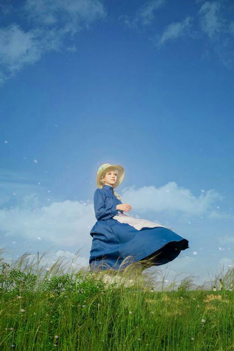 Howls Moving Castle Cosplay, Sophie Hatter, Howl's Moving Castle Howl, Witchy Cottagecore, 하울의 움직이는 성, Howl And Sophie, Grunge Pictures, Howl's Moving Castle, Epic Cosplay