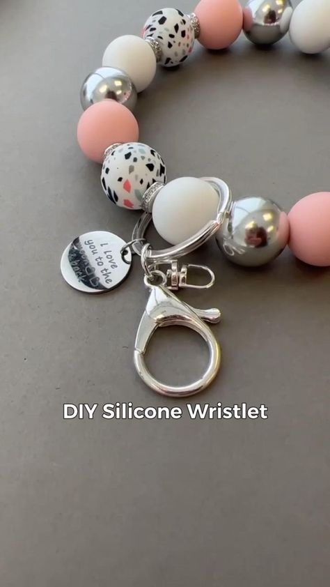 Glass Stone Magnets How To Make, Fundraiser Craft Ideas, How To Make Silicone Bead Keychain Bracelet, Wrist Keychain Bracelets Diy, How To Make A Silicone Bead Wristlet, How To Make Rubber Bead Keychain, Key Chains To Make And Sell, Diy Bead Wristlet Keychain, How To Make A Beaded Keychain Tutorials