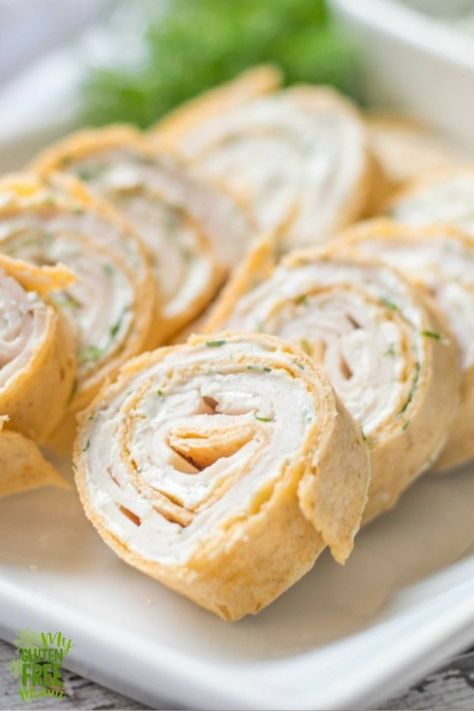 Gluten Free Party Appetizers, Pinwheel Appetizers Easy, Gluten Free Finger Foods, Turkey Pinwheels, Gluten Free Party Food, Gluten Free Party, Gluten Free Turkey, Grilled Sweet Potatoes, Pinwheel Appetizers