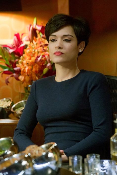 Empire / Calhoun / Anika / Boo Boo Kitty / Fake Ass Halle Berry / Fake Ass Lena Horne / Fake Ass Jackie Onassis / Grace Gealy Grace Gealy, Anika Calhoun, Diva Hairstyles, Grace Byers, Grace Gealey, Marco Perego, Girls Of The Wilds, Boo Boo Kitty, Working Girl Style