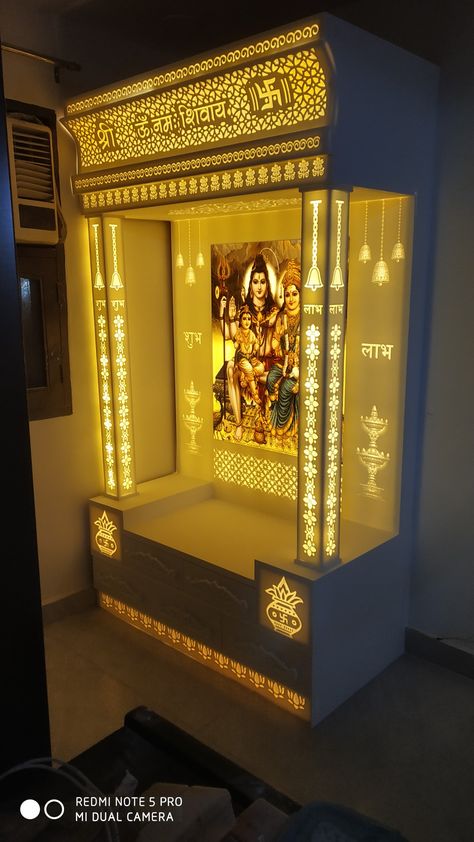 Bhagwan Mandir In Home, Dev Ghar Design, Wall Mandir, Pooja Room Ideas Indian Modern, Pooja Room Ideas Indian, Dev Ghar, Corian Temple, Red Bedroom Design, Mandir Designs