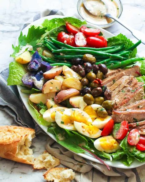 Nicoise Salad - Immaculate Bites Quick And Easy Salads, Easy Summer Salad Recipes, Nicoise Salad Recipe, Easy Summer Salad, Side Salad Recipes, Satisfying Salads, Savory Salads, Nicoise Salad, Veggie Salad