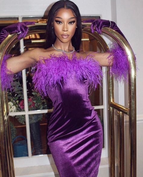 Nay on Twitter: "I deserve to be on the cover of vogue magazine… " Purple Gown Aesthetic, Studio 54 Party Outfits, Gown Aesthetic, Purple Evening Gown, Cover Of Vogue, Dress With Gloves, Elbow Gloves, Curls For The Girls, Wearing Purple