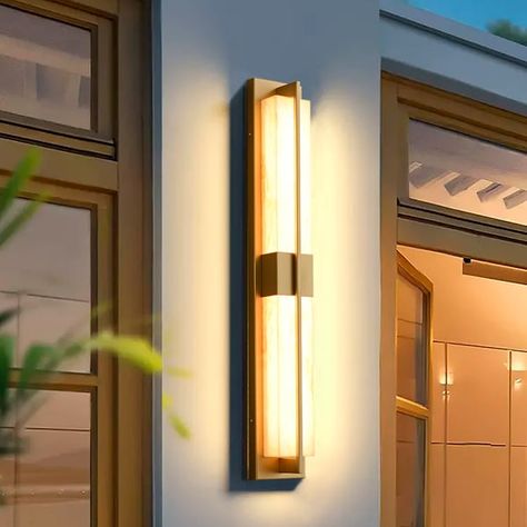 Modern Outdoor Lighting Fixtures Front Door, Modern Coach Lights Exterior, Art Deco Outdoor Lighting, Front Door Lighting Exterior Modern, Exterior Modern Lighting, Brass Outdoor Light Fixtures, Outdoor Lights Front Door, Modern Exterior Light Fixtures, Outdoor Sconces Front Door