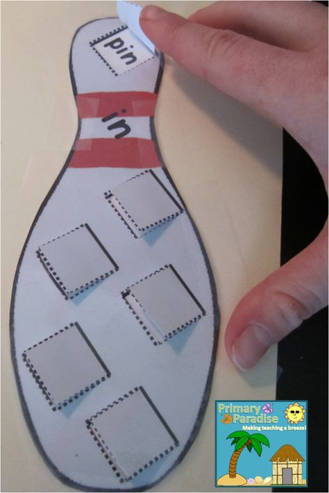 Blog Post-FUN way to practice short Vowel CVC words! #CVCwords #education #vowels Word Family Art Projects, Vowels Craft, Teaching Vowels, Word Family Activities, Vowel Activities, Kindergarten Language Arts, Short Vowel Words, Short Vowel Sounds, Writing School