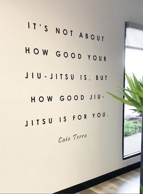 Home Dojo Gym, Jiu Jitsu Gym Interior, Jiu Jitsu Gym Decor, Jiu Jitsu Background, Jiu Jitsu Quotes Inspiration, Bjj Gym Design, Jiu Jitsu Gym Design, Jiu Jitsu Aesthetic, Dojo Decor