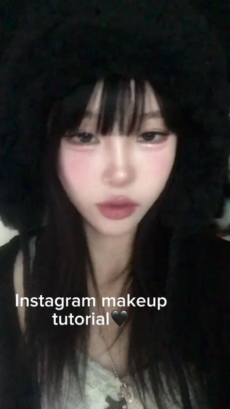 Instagram makeup tut ˚୨୧⋆｡˚ ⋆ Makeup Nose Contour, Makeup Products Foundation, Makeup Nose, Igari Makeup, Makeup Chinese, Nose Contour, Asian Makeup Tutorials, Nose Makeup, Hide Dark Circles