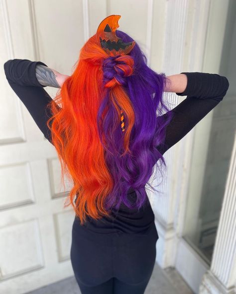 Christine Casale on Instagram: “Look two for @morgaanbostic we went full on trick or treat hair!! Used @oligopro blacklight lightener and @pravana vivids. Pravana’s new…” Halloween Hair Color Ideas, Halloween Hair Color, Spooky Hair, Pravana Vivids, Halloween Cans, Temporary Hair Color, Halloween Hair, Instagram Look, Treated Hair