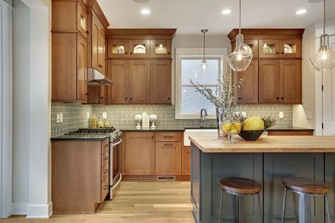 Get the Look: How to Create a Craftsman Style Kitchen - Dura Supreme Cabinetry Craftsman Interior Design Kitchen, Mixing Woods, Craftsman Kitchen Ideas, Backsplash Colors, Craftsman Style Interior, Craftsman Architecture, Craftsman Interior Design, Craftsman Style Kitchens, Craftsman Interiors