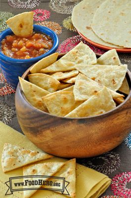 Curry Side Dishes, Dip Food, Chips Food, Special Diet Recipes, Baked Tortilla Chips, Veggie Patties, Snacks Chips, Homemade Tortilla Chips, Kid Approved Meals