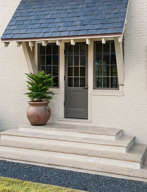 Peacock Pavers Love the simple lines of the stairs. Non skid easy to hose off Peacock Pavers, Paver Steps, Exterior Entrance, Front Door Steps, Front Stoop, Exterior Stairs, Stairs Architecture, Porch Steps, Front Steps