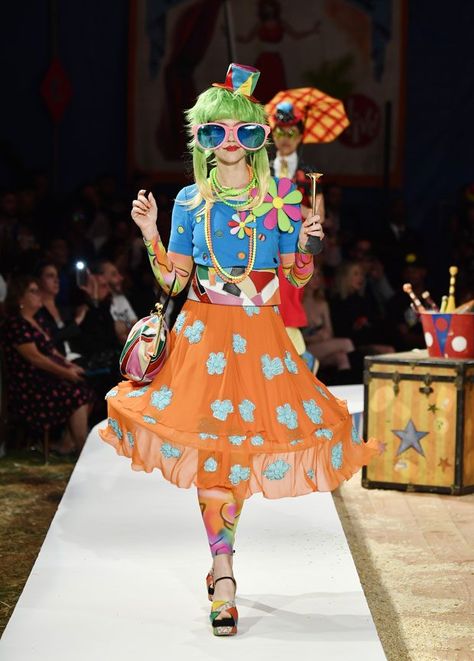 Camp Fashion, Edgy Fashion Chic, Estilo Harajuku, Art Outfit, Jeremy Scott, Fashion Victim, Resort Collection, Harajuku Fashion, Fashion 2020