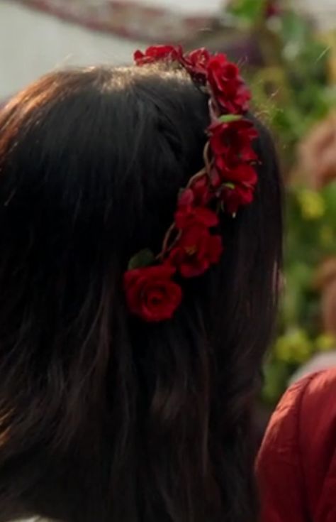 Red Flower Crown Aesthetic, Red Flower Crown, Reign Tv Show, Energy Aesthetic, Black Red Hair, Song Writing, Crown Aesthetic, Rose Flower Crown, Feminine Energy Aesthetic