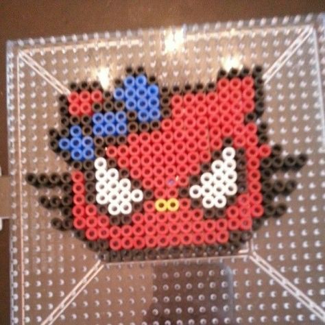 Spiderman Hello Kitty, Hello Kitty And Spiderman, Melty Bead Designs, Melt Beads Patterns, Hamma Beads Ideas, Easy Perler Bead Patterns, Melty Bead Patterns, Perler Ideas, Pearl Beads Pattern