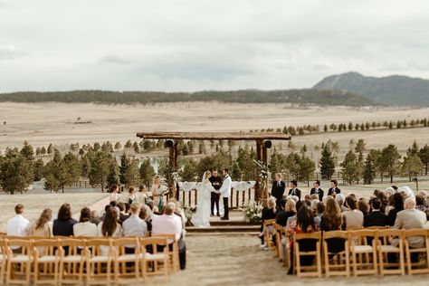 Lower Spruce Mountain Ranch Mountainside Ceremony View overlooking the sprawling cow fields and mountain views of Larkspur, Colorado. This venue is a picturesque Colorado ranch wedding venue | Denver Wedding Photographer, Colordo wedding photographer, Colorado ranch wedding venue #sprucemountainranch #lowerspurcemountainranch #albertslodge #albertslodgewedding #coloradowedding #coloradoranchwedding #denverweddingphotographer Estes Park Wedding Venues, Mountain Ranch Wedding, Colorado Mountain Wedding Venues, Spruce Mountain Ranch, Rocky Mountain National Park Wedding, Estes Park Wedding, Ranch Wedding Venue, Mountain Ranch, Mountain Weddings