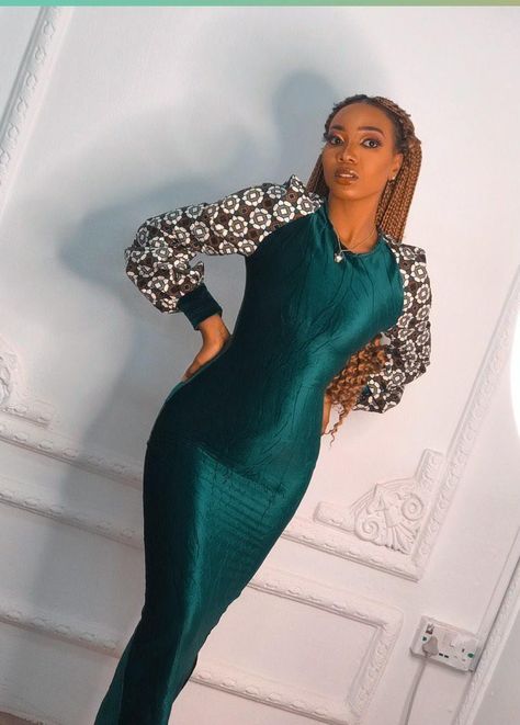 Velvet With Ankara Styles, Velvet Dress Short, Ankara Gown, Velvet Sleeve, African Wedding Dress, African Fashion Ankara, Velvet Gown, Short Gowns, Asoebi Styles